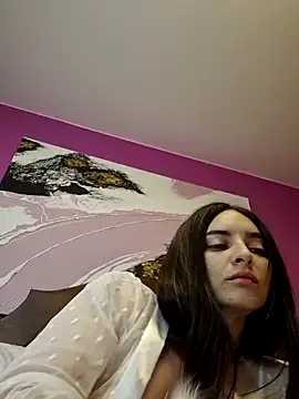 Sam Sara online show from April 18, 2:47 am