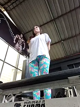 Sam Sara online show from April 9, 6:58 pm