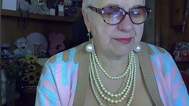 SweetCherry27 online show from October 17, 5:11 am