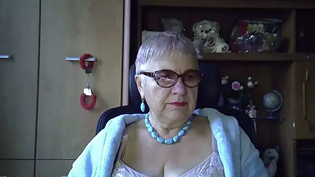 SweetCherry27 online show from September 29, 4:30 am