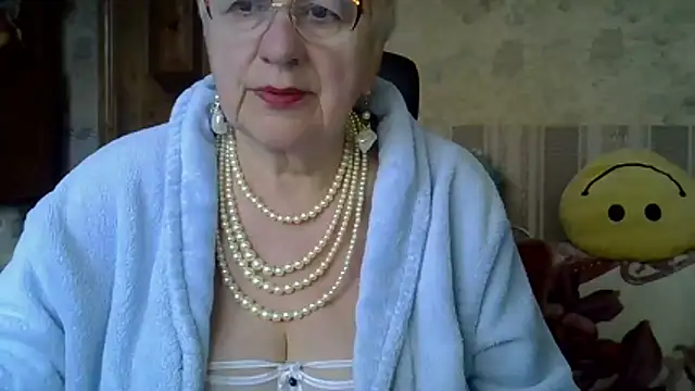 SweetCherry27 online show from April 29, 5:00 am
