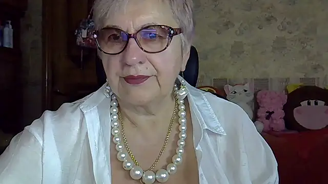 SweetCherry27 online show from December 4, 5:39 am