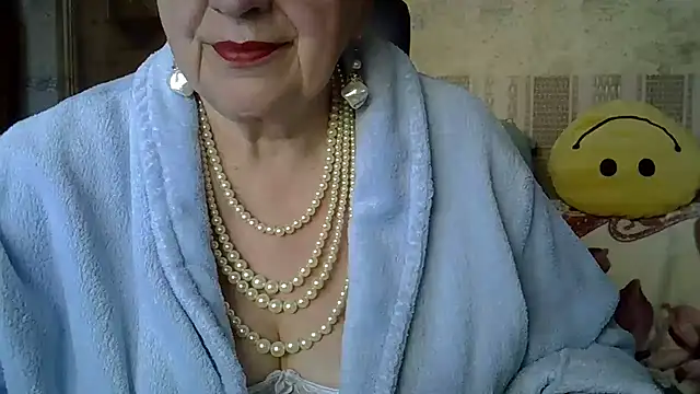 SweetCherry27 online show from May 4, 6:17 am