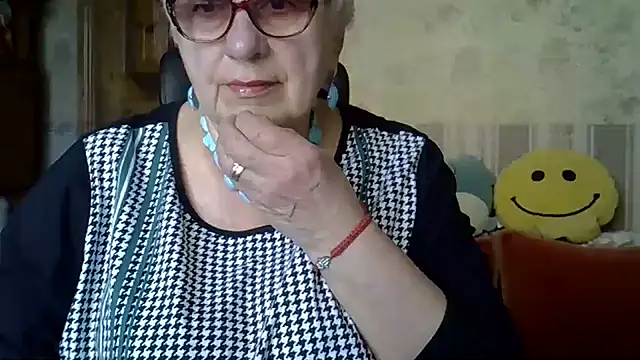 SweetCherry27 online show from April 15, 8:09 am