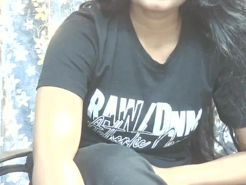 Supriya201 online show from January 14, 1:37 pm