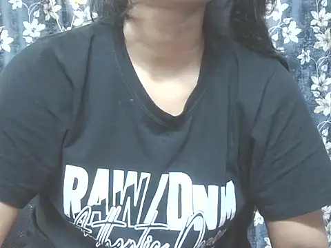 Supriya201 online show from July 25, 8:11 am