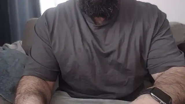 hugemachohandsome online show from February 28, 8:58 am