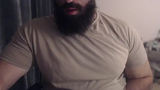 hugemachohandsome online show from May 28, 9:43 pm