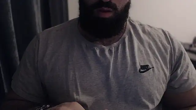 hugemachohandsome online show from November 27, 10:32 pm