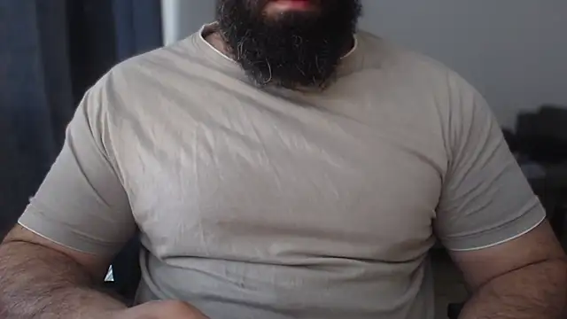 Snapshot of hugemachohandsome chatting on June 6, 5:56 am hugemachohandsome online show from June 6, 5:56 am