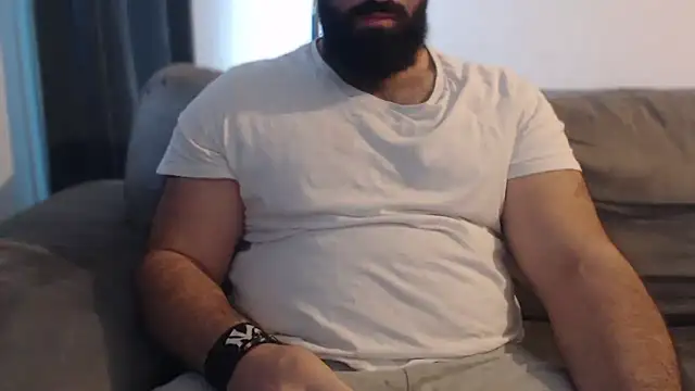 hugemachohandsome online show from December 4, 8:57 am