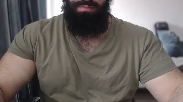 hugemachohandsome online show from April 4, 7:04 am