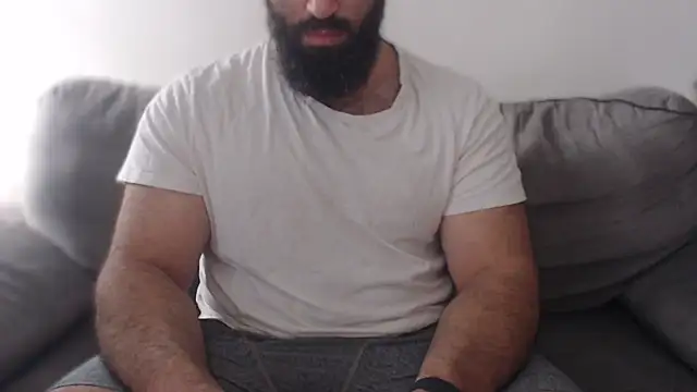 Snapshot of hugemachohandsome chatting on June 22, 4:31 am hugemachohandsome online show from June 22, 4:31 am