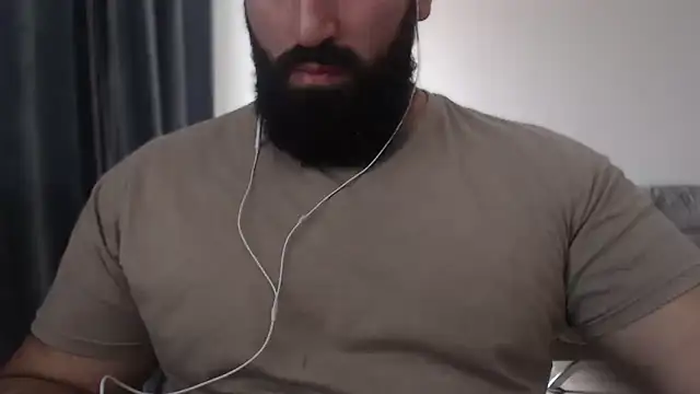 hugemachohandsome online show from November 10, 11:26 am