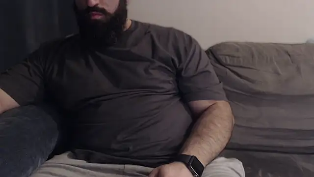 hugemachohandsome online show from February 23, 10:10 pm