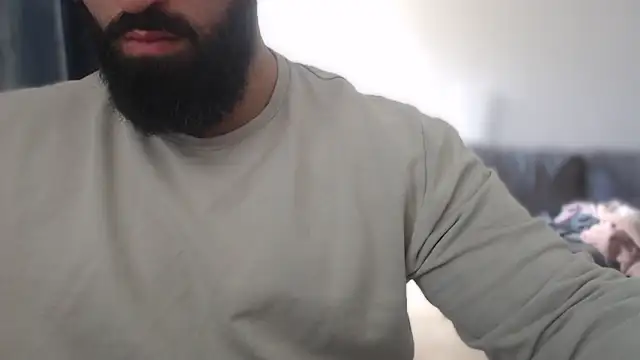 hugemachohandsome online show from October 18, 10:06 am