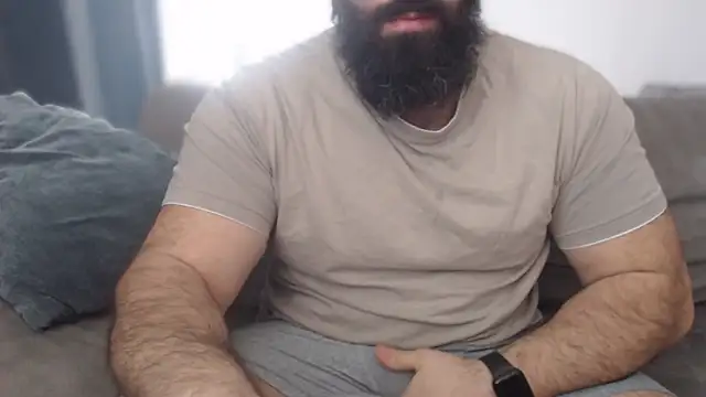 hugemachohandsome online show from March 23, 10:15 am