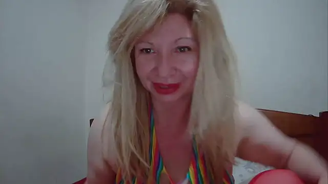 Snapshot of Kattymary chatting on January 17, 11:29 pm Kattymary online show from January 17, 11:29 pm