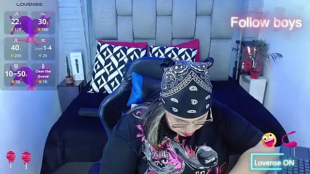 Snapshot of evelin_zaens chatting on November 20, 4:02 am evelin zaens online show from November 20, 4:02 am