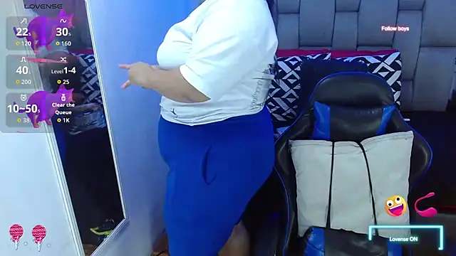 Snapshot of evelin_zaens chatting on November 15, 4:05 am evelin zaens online show from November 15, 4:05 am