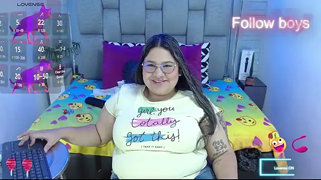 Snapshot of evelin_zaens chatting on December 1, 4:13 am evelin zaens online show from December 1, 4:13 am