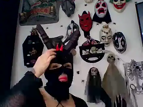 FeticheMacabre online show from December 19, 5:59 pm