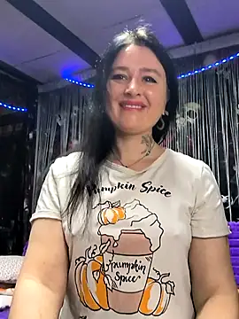 KikiXRed online show from April 1, 4:36 am