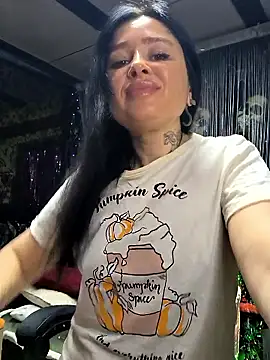 KikiXRed online show from January 14, 5:22 am