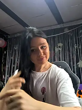 KikiXRed online show from March 20, 10:27 am