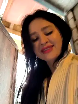 KikiXRed online show from February 25, 6:46 am