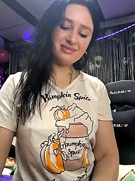 KikiXRed online show from March 1, 5:29 am