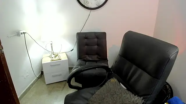 Gabisaenz online show from March 14, 12:40 pm