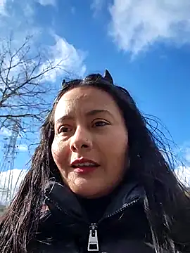 bellapaty online show from March 9, 3:05 pm