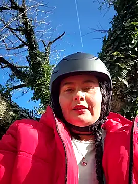 Snapshot of bellapaty chatting on February 2, 10:03 am bellapaty online show from February 2, 10:03 am