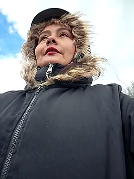 bellapaty online show from March 14, 1:57 pm