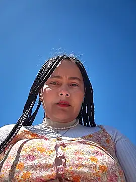 bellapaty online show from May 5, 1:25 pm