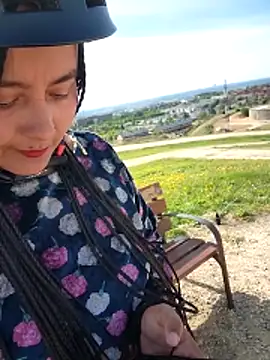 bellapaty online show from May 17, 8:25 am