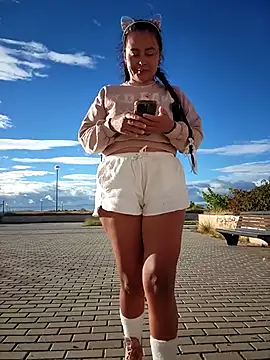 bellapaty online show from October 23, 8:02 am