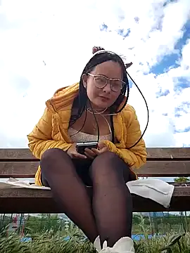 bellapaty online show from May 11, 4:04 pm