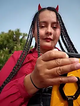 bellapaty online show from April 11, 8:40 am