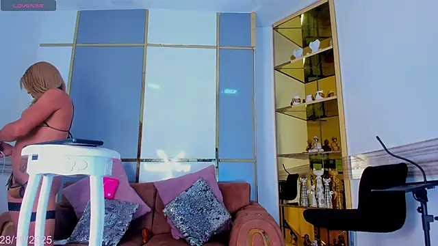 EmmaHills Sex online show from October 28, 12:48 pm