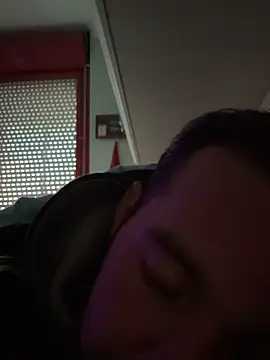 Snapshot of michele1500 chatting on November 29, 2:50 pm michele1500 online show from November 29, 2:50 pm