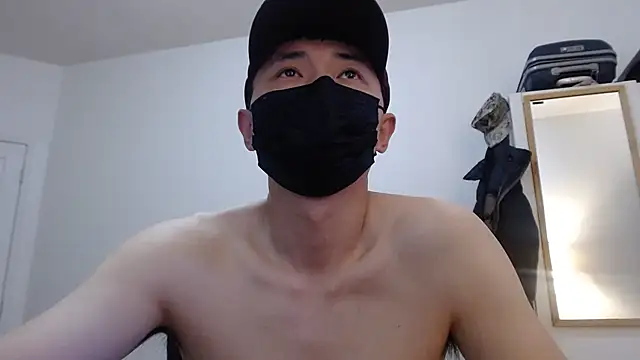 twbobo00715 online show from June 8, 5:24 pm