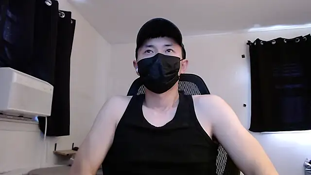 twbobo00715 online show from October 3, 9:05 pm