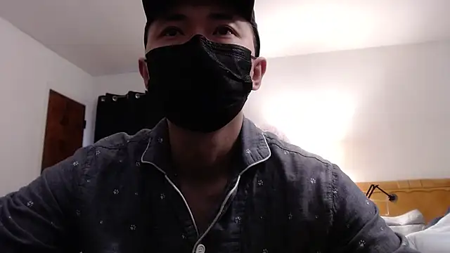 twbobo00715 online show from March 22, 4:08 pm