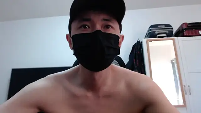 twbobo00715 online show from April 27, 9:46 pm