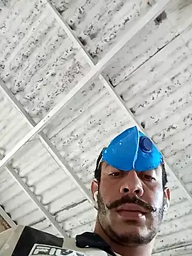 MachoScorpionCaralho online show from March 19, 1:29 pm