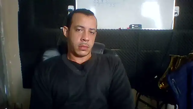 MachoScorpionCaralho online show from June 15, 1:44 pm