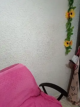 Alice bloom  online show from September 19, 11:20 pm