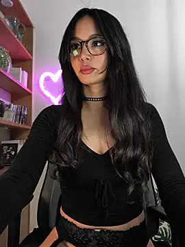 Naughty-Jessie online show from February 13, 8:53 pm